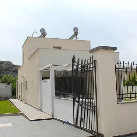 Apartment Suite Capaci *