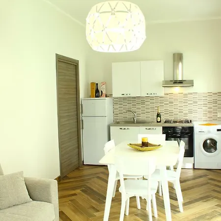 Suite Capaci Капачи