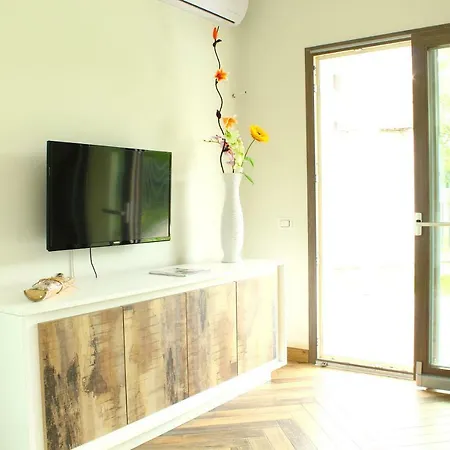 Suite Capaci Apartmán *